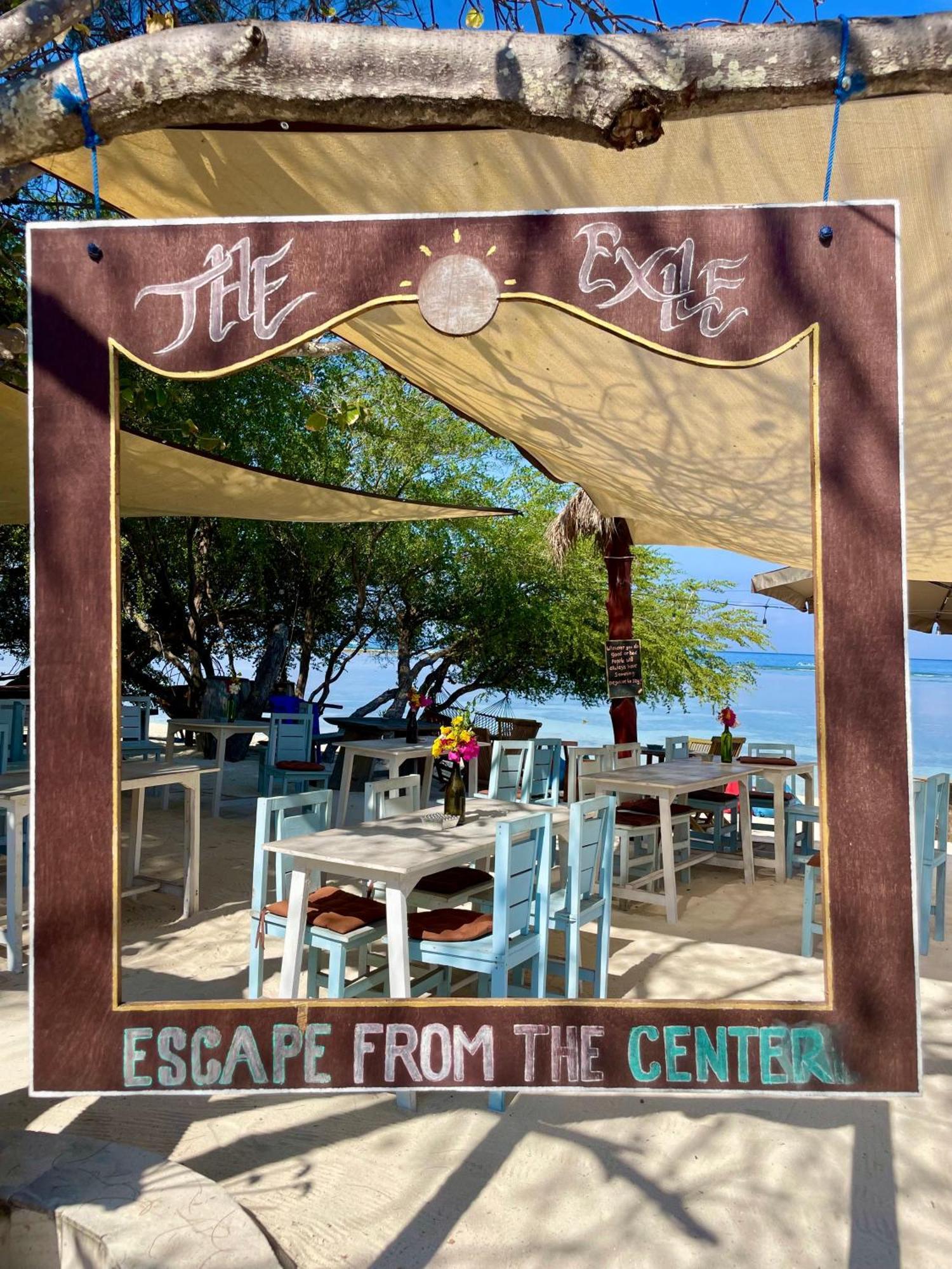 The Exile Sunsetpoint Hotel Gili Trawangan Exterior foto